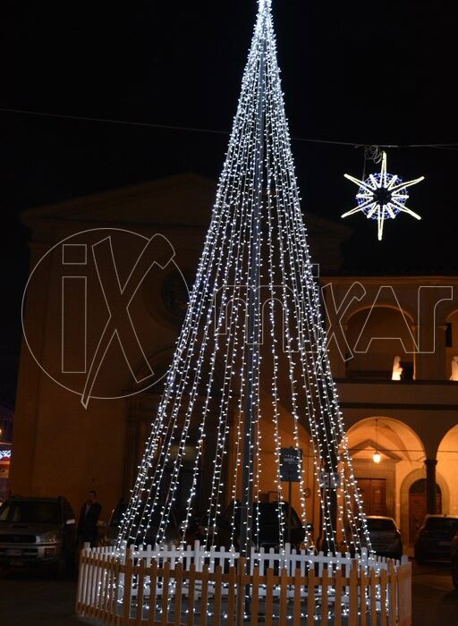 Catena LED Bianco Freddo con Flashing 10m 120LED Cavo Bianco - immagine 3
