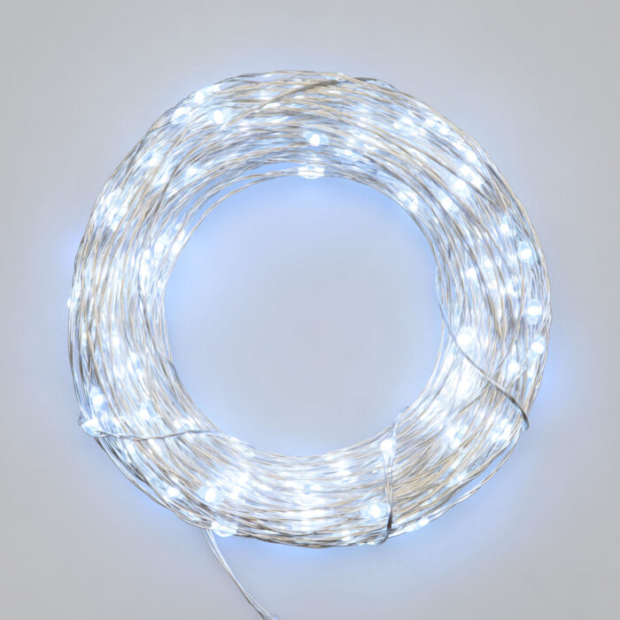 Catena 20 m 200 microled a luce fredda con 7 giochi di luce, alimentazione a Batteria